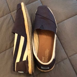 Classic Navy Canvas Toms